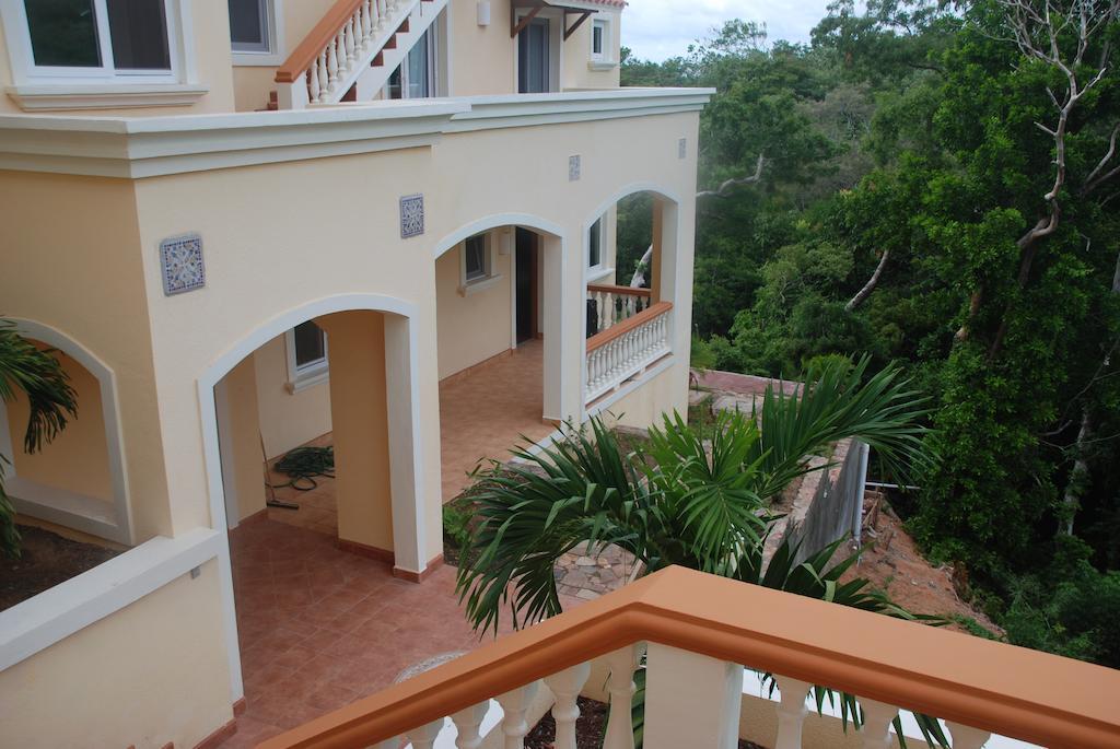 Villa Delfin Roatan West Bay Buitenkant foto