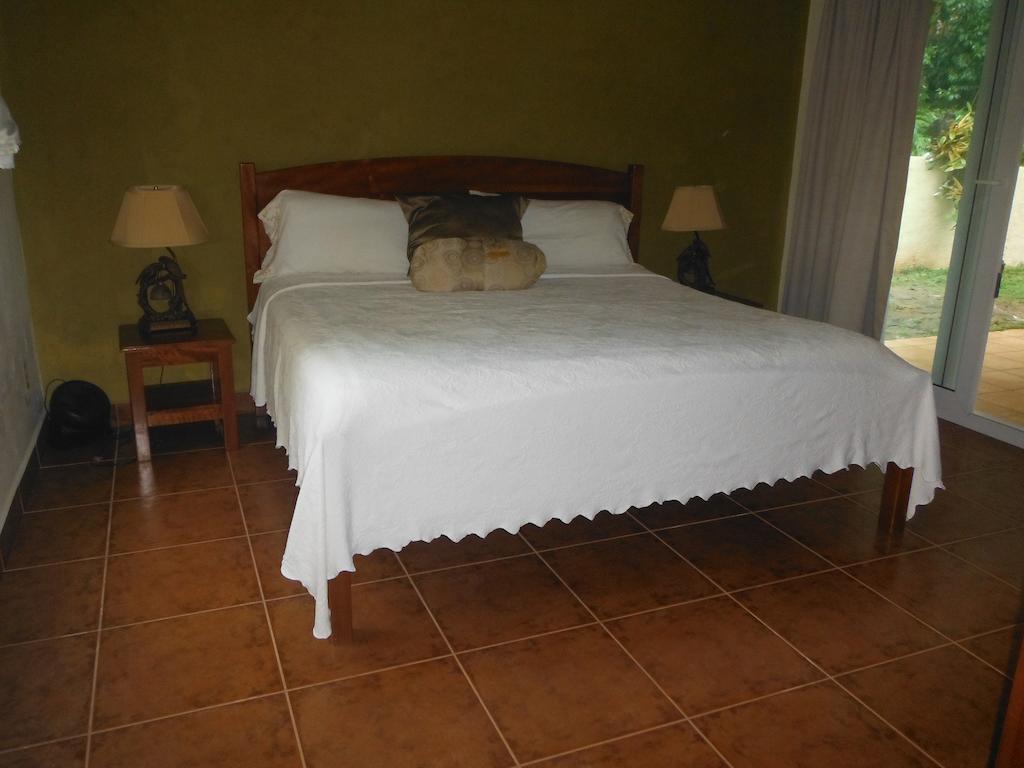 Villa Delfin Roatan West Bay Kamer foto